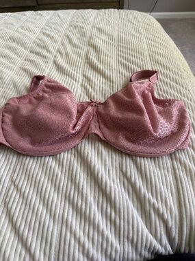 Chantelle Underwire 40DDDD